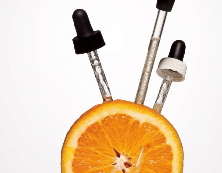 Strategiska upplysande lösningar: En tredubbel strategi för marknadsledarskap